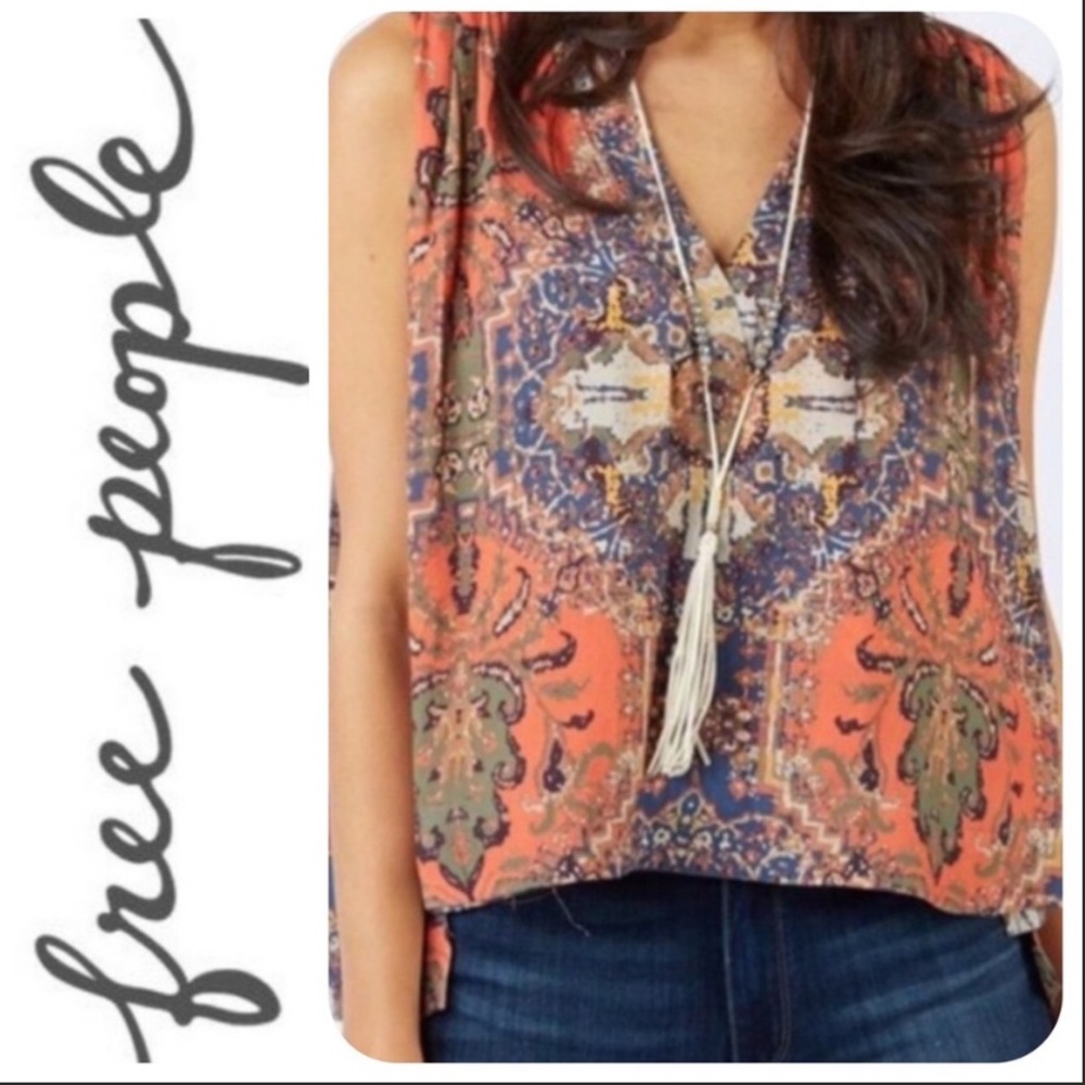 ✨Free People Darcy Printed Swing Top✨